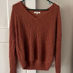 Women's V-Neck Sweater in Rust